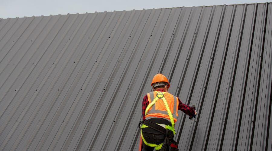 Professional metal roof installation services in Mount Olive, MS